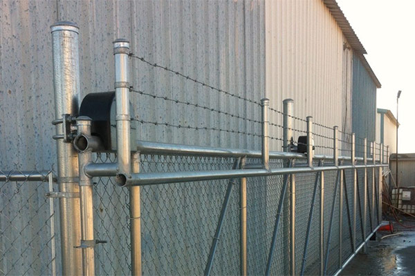 Chain link gate